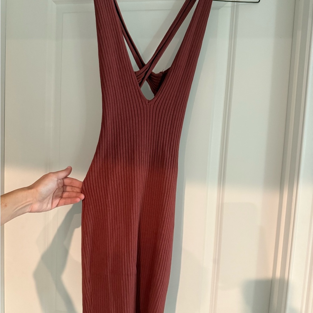 Sleeveless criss cross low ope back Ribbed Dress